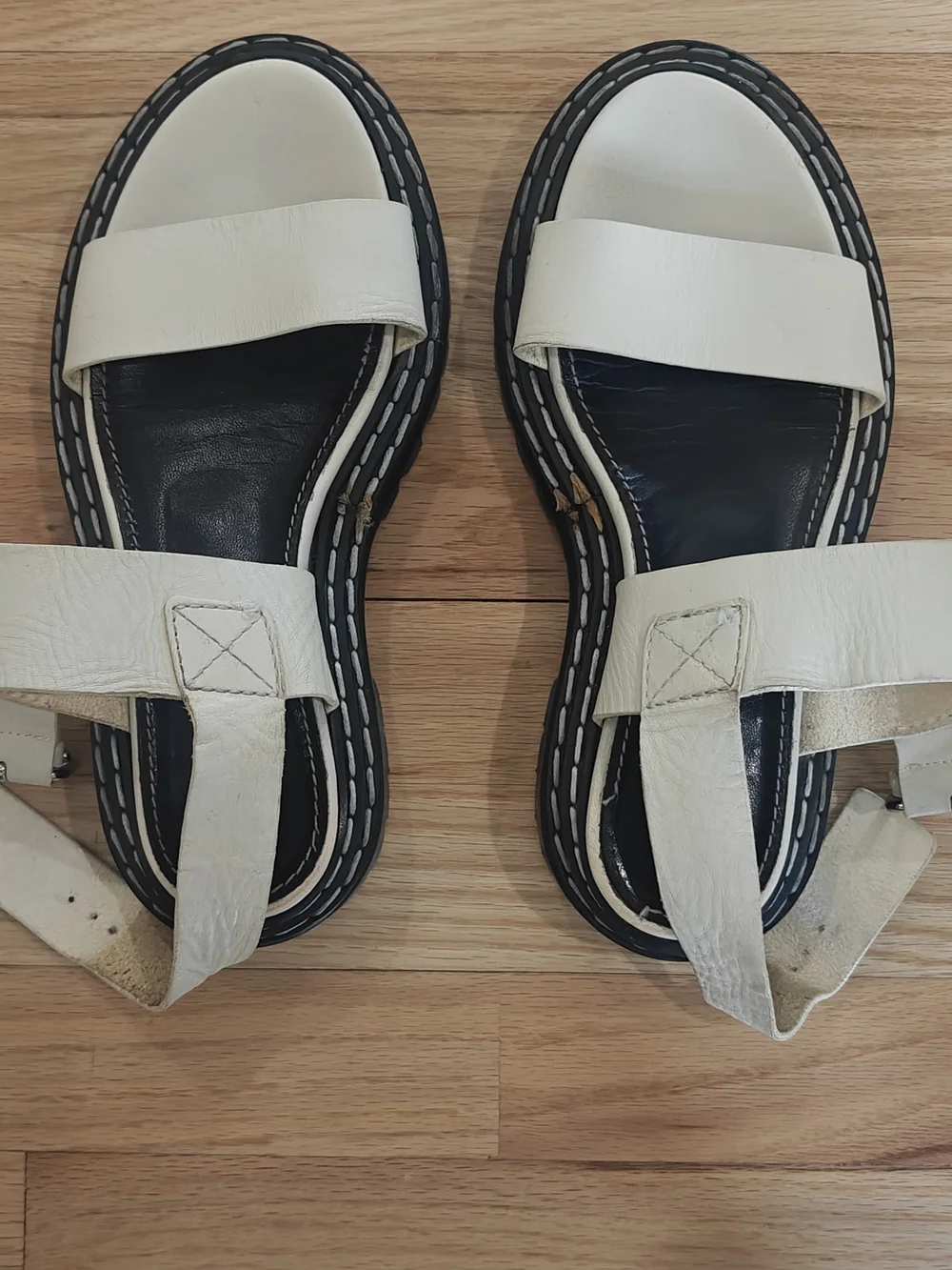 Proenza Schouler Lug-Sole Leather Sandals - Cream Color
